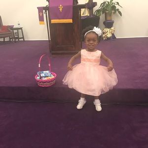 Brooklyn’s beautiful pink flare dress